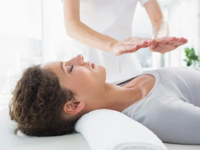 Woman-having-reiki-treatment-Laying-of-hands-of-person-Japanese-alternative-medicine Woman-having-reiki-treatment-Laying-of-hands-of-person-Japanese-alternative-medicine